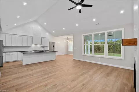 Living - 151 Rimrock Rd, Harmony, NC 28634 photo 1 of 4