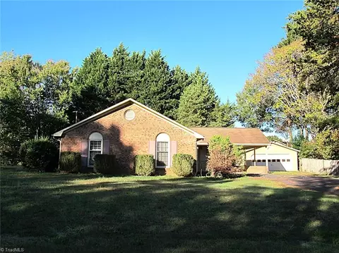 1280 Salem Lake Rd, Winston Salem, NC 27107