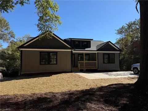 527 Tarleton Ave, Burlington, NC 27215 photo 2