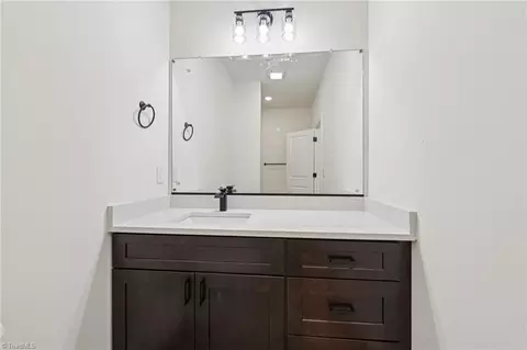 527 Tarleton Ave, Burlington, NC 27215 photo 32