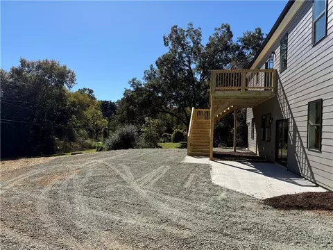 527 Tarleton Ave, Burlington, NC 27215 photo 5