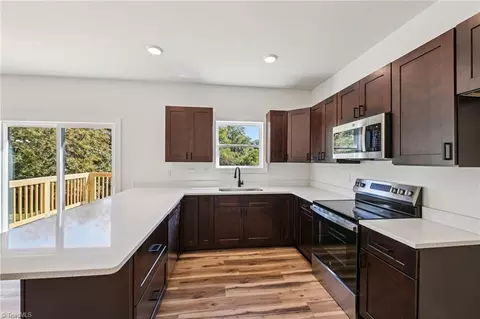 527 Tarleton Ave, Burlington, NC 27215 photo 13