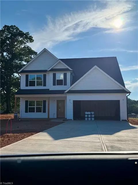 1264 Washburn Rd, Madison, NC 27025