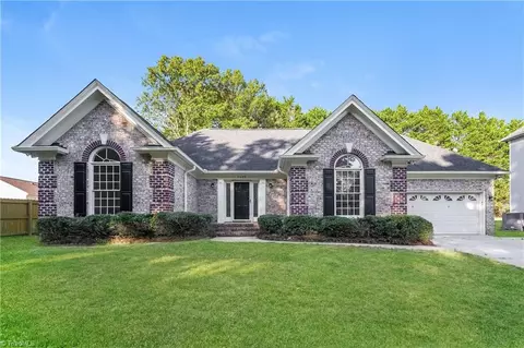 3408 Oliver Dr, Greensboro, NC 27406