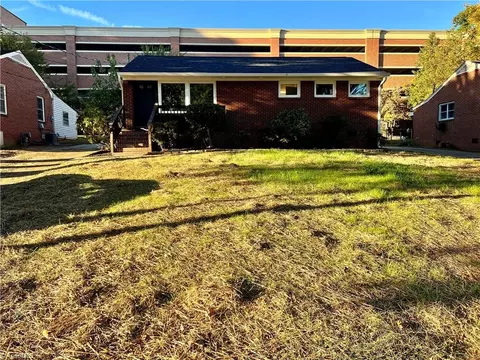 837 Willow Pl, High Point, NC 27260 photo 2