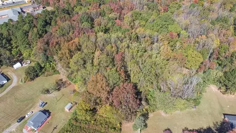 2241 Nc Highway 87, Reidsville, NC 27320