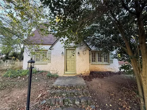 605 Fairview Dr, Lexington, NC 27292