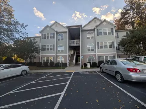 4705 Pennoak Ln UNIT C, Greensboro, NC 27407