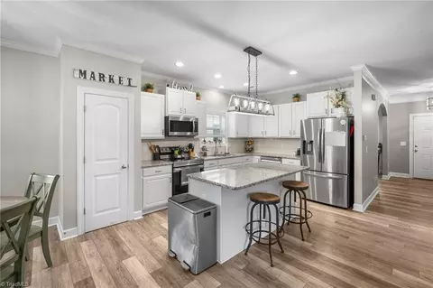 Kitchen - 2350 Birch View Dr, High Point, NC 27265 photo 3 of 4