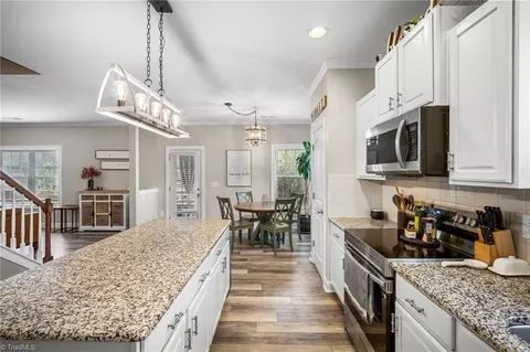 Kitchen - 2350 Birch View Dr, High Point, NC 27265 photo 4 of 4