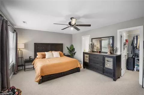 Bedroom - 2350 Birch View Dr, High Point, NC 27265 photo 3 of 8
