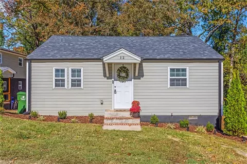 13 Longview St, Lexington, NC 27295