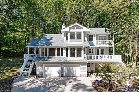 3000 High Meadows Ct, Greensboro, NC 27455