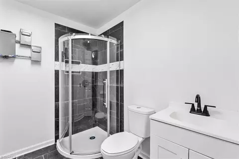 Bath - 1423 Commerce Ave E, High Point, NC 27260 photo 2 of 3