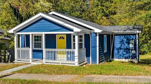 Exterior - 1423 Commerce Ave E, High Point, NC 27260 photo 3 of 8