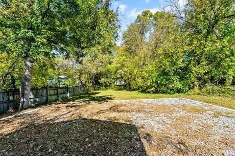 Exterior - 1423 Commerce Ave E, High Point, NC 27260 photo 7 of 8