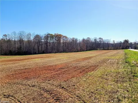 8 10 Acres Brown Rd, King, NC 27021 photo 5