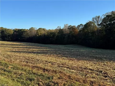 8 10 Acres Brown Rd, King, NC 27021 photo 15