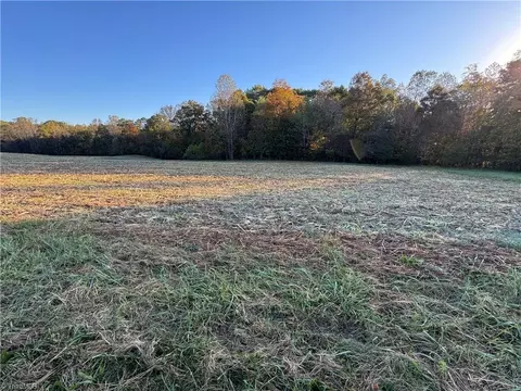 8 10 Acres Brown Rd, King, NC 27021 photo 18