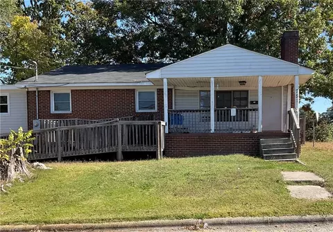 751 Jennifer St, Greensboro, NC 27401