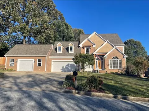 3708 Blairwood St, High Point, NC 27265