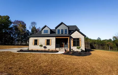 134 Mitchell Rd, Reidsville, NC 27320