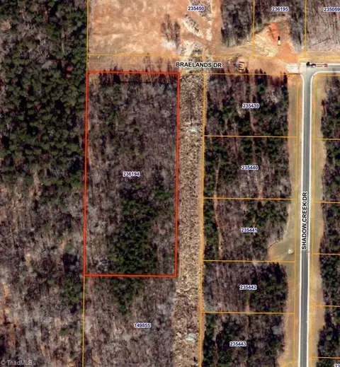 7645 Braelands Dr, Summerfield, NC 27358