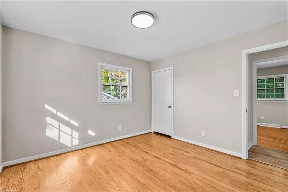 Bedroom - 2108 Carpenter St, Greensboro, NC 27403 photo 9 of 10