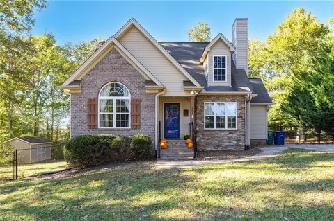 223 Twin Creeks Dr, Stokesdale, NC 27357