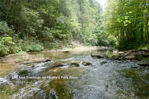 1960 Rich Mountain Rd, Morganton, NC 28655