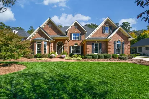 126 Duchess Ct, Jamestown, NC 27282