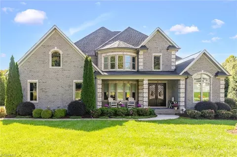7497 Shadow Creek Dr, Summerfield, NC 27358