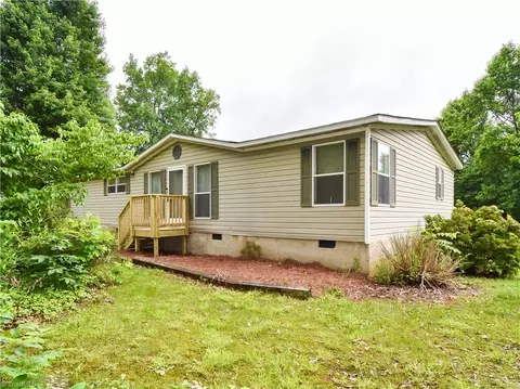 1985 Griffin Rd, Rural Hall, NC 27045