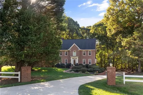 640 Bluff School Rd, Kernersville, NC 27284
