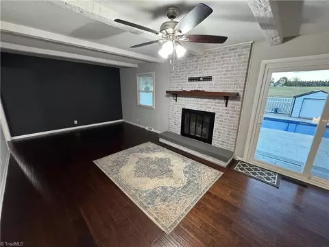 Living - 209 Freeman St, Dobson, NC 27017 photo 2 of 3