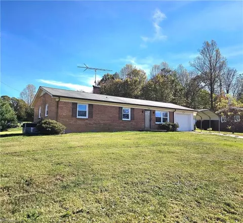 276 Smithey Dr, Moravian Falls, NC 28654