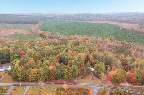 2484 Burney Rd, Asheboro, NC 27205