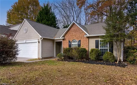 1025 Still Point Dr, Winston Salem, NC 27103