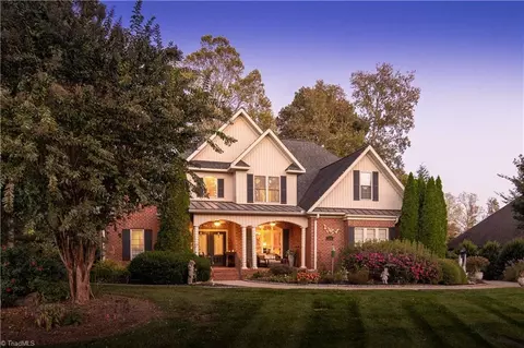 159 Madera Dr S, Mocksville, NC 27028