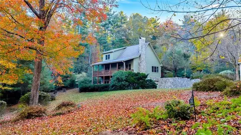 241 Oak Tree Ln, Jefferson, NC 28640