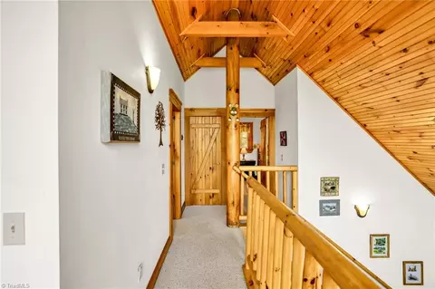 Entry Way - 849 River Ridge Rd, Boone, NC 28607 photo 3 of 4