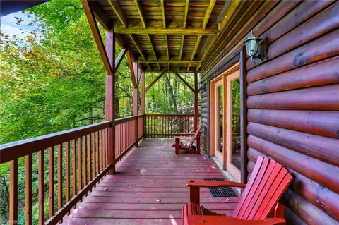 Exterior - 849 River Ridge Rd, Boone, NC 28607 photo 4 of 7