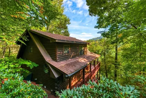 849 River Ridge Rd, Boone, NC 28607