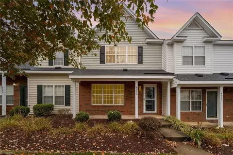 4551 Cross Ridge Ln, Greensboro, NC 27410