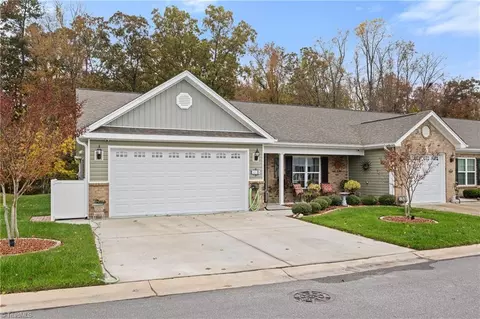 301 Oak Ridge Dr, Archdale, NC 27263