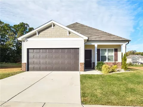 1548 Ever Spring Dr, Winston Salem, NC 27103