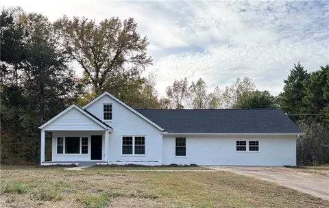 10064 Cherry Grove Rd, Reidsville, NC 27320
