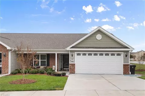 202 Oak Ridge Dr, Archdale, NC 27263