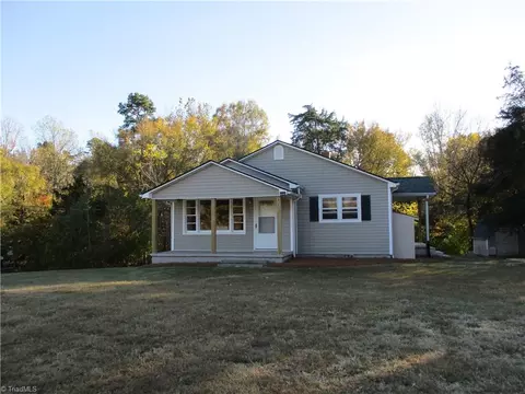 913 Westover Dr, High Point, NC 27265