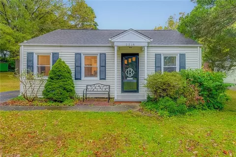 2218 Sherwood Dr, Winston Salem, NC 27103